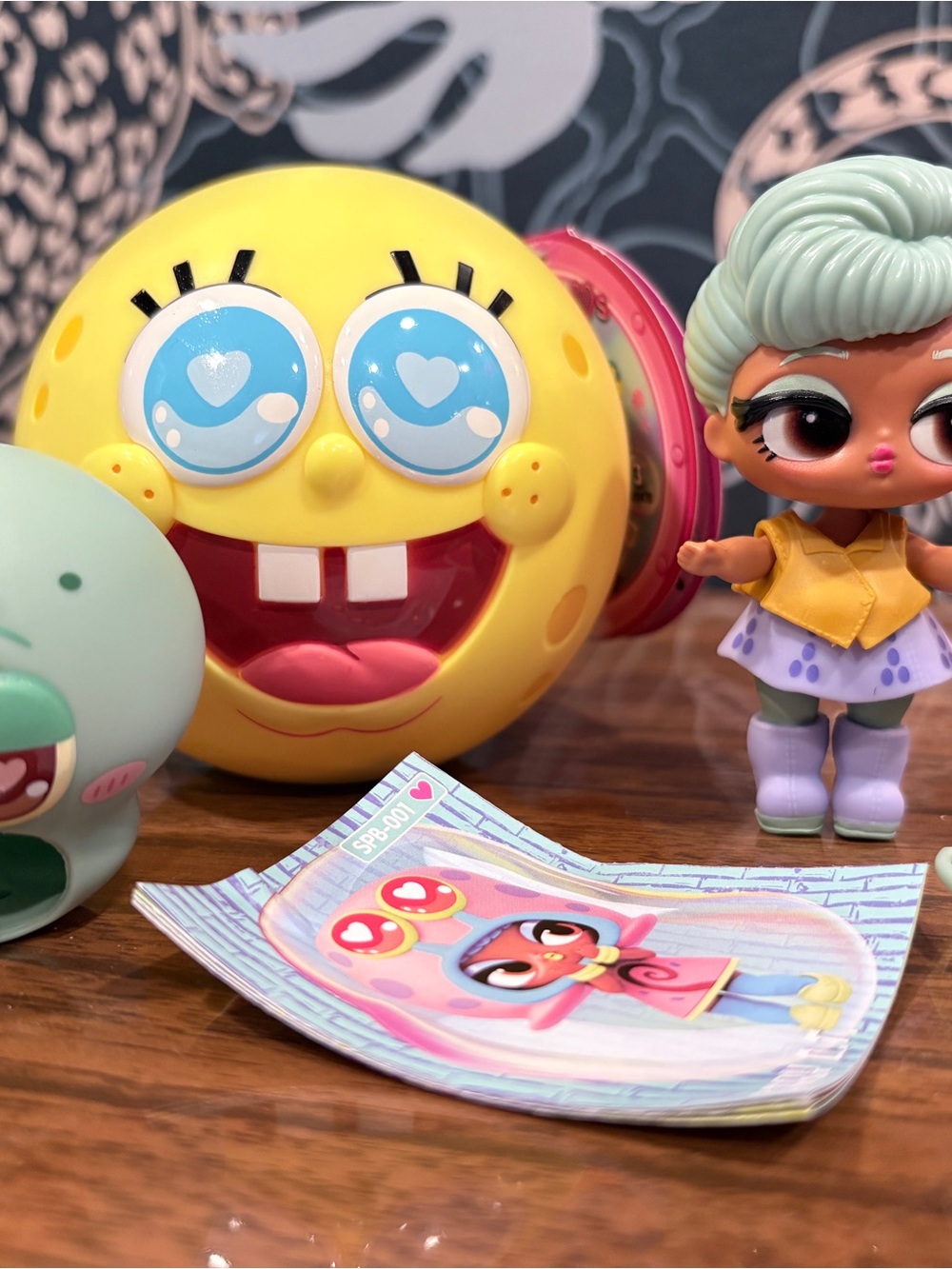 L.O.L. Surprise! Squidward - SpongeBob Surprise Ball Toy